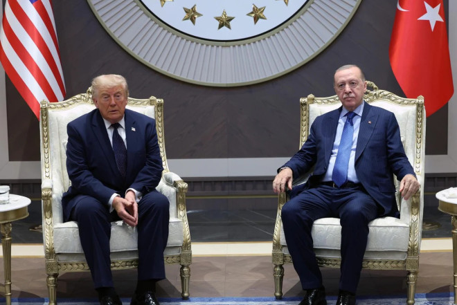 Ərdoğan və Tramp arasında ikitərəfli görüş keçirilir 