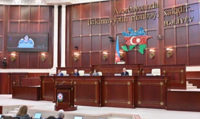 Milli Məclisin iclası başladı 