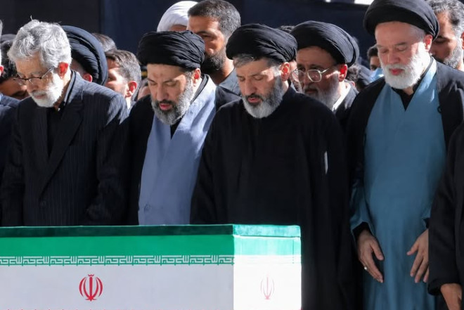 Yeni dini lider haradadır? – Müctəba Xameneinin dəfndə görünməməsinin pərdəarxası