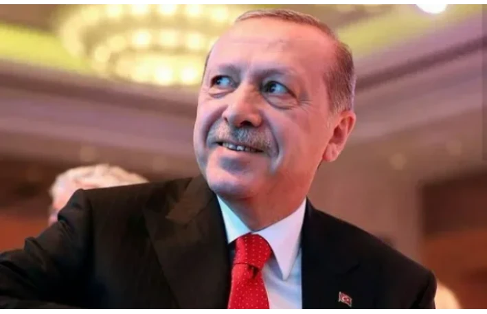 Ərdoğanın liderlərə bu hədiyyəsi gündəm oldu - FOTO