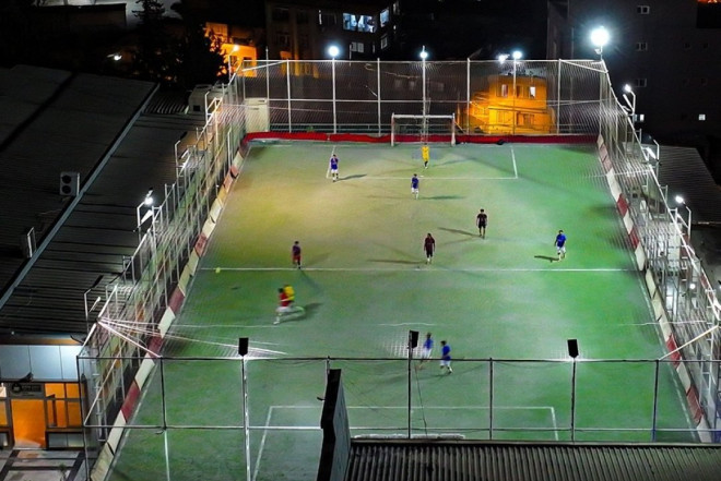 Türkiyədə hərbi quluqçu futbot matçında ölüb 