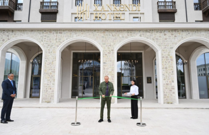 Prezident İlham Əliyev “Xankəndi” hotelinin açılışında iştirak edib 