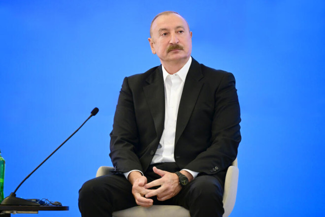 "Bir çox sahələrdə addımlar atılmağa başlandı" – Dövlət başçısı Çinlə tərəfdaşlıqdan məmnundur