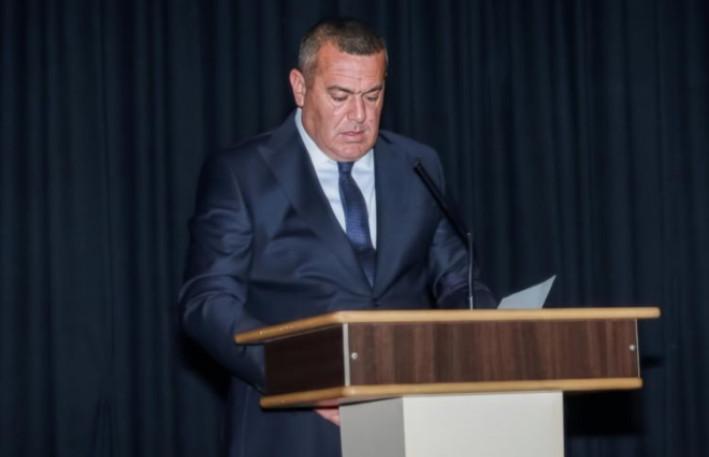 İcra başçısı birinci müavinini işdən çıxardı