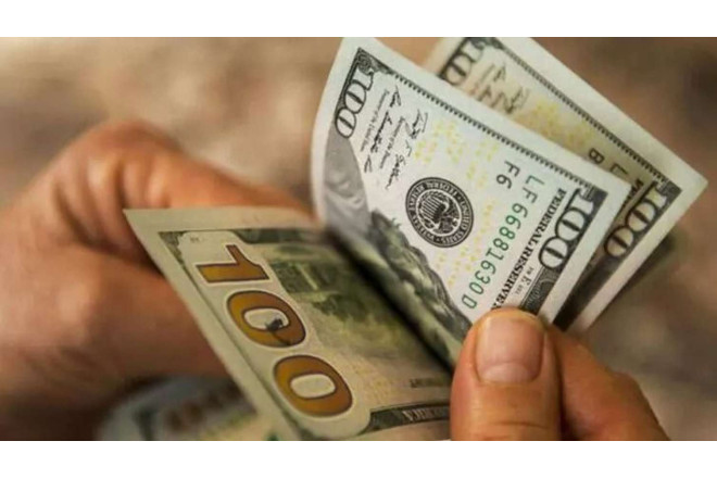 Dollar almaq istəyənlərin nəzərinə! 