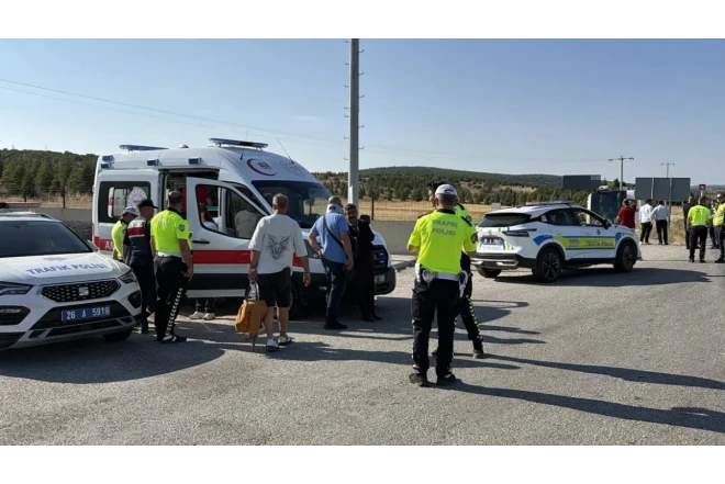 Sərnişin avtobusu idarəetmədən çıxdı: Çoxsaylı yaralı var
