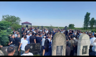 Odessada vurulan gəminin kapitanının cənazəsi Lənkəranda torpağa tapşırıldı 
