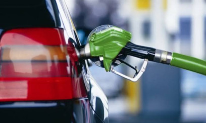 Azərbaycanda avtomobil benzini istehsalı artıb 