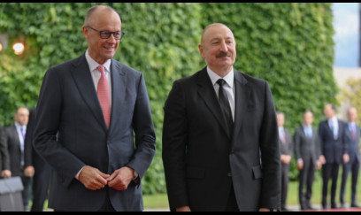 Prezident İlham Əliyev və Federal Kansler Fridrix Merts mətbuat konfransı keçirirlər