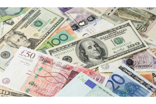 Dollar almaq istəyənlərin NƏZƏRİNƏ 