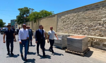 Elşən Salahov Mərdəkan və Şüvəlanda abadlıq-quruculuq işləri ilə tanış oldu - FOTO