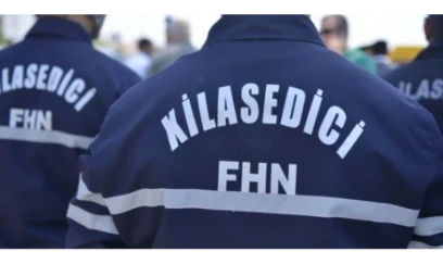 Bakıda bağlı qapı arxasında qalan uşaq xilas edildi 