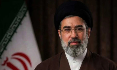 Xamenei: "Hizbullah"ın müdafiəsi İranın strateji siyasətidir