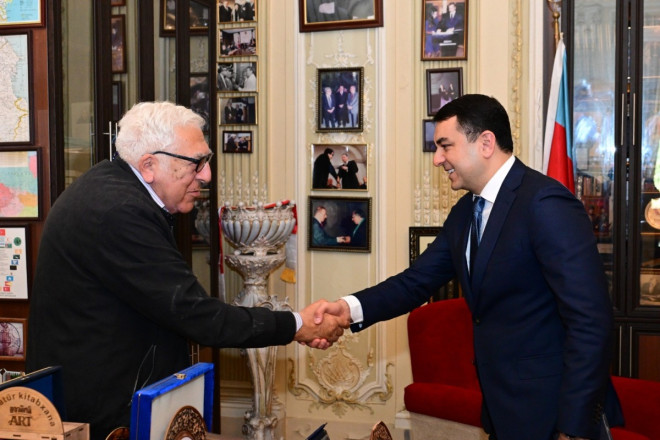 Adil Kərimli Azərbaycan Yazıçılar Birliyinin sədri Anarla görüşüb 