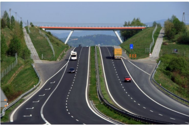 Bizi mənzil başına aparan təkcə yol deyil,.. 