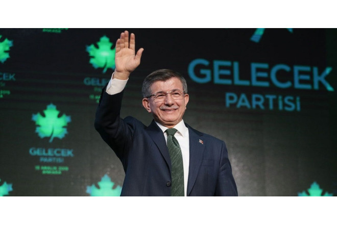 Davudoğlu partiyasını ləğv etdi - Siyasətdən çəkildi 