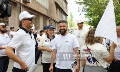 Ermənistanda müxalif siyasətçinin həbs müddəti uzadıldı 