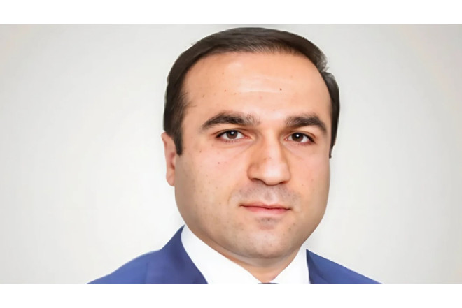 Namik Xıdırovun müşaviri vəzifəsindən getdi - Ştatı ləğv edildi