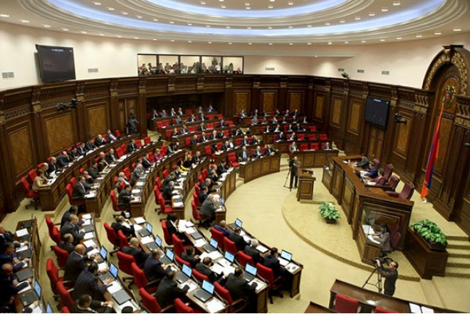 Ermənistanın  yeni parlamenti ilk iclasını keçirir: Sədr Azərbaycanın düşmənidir