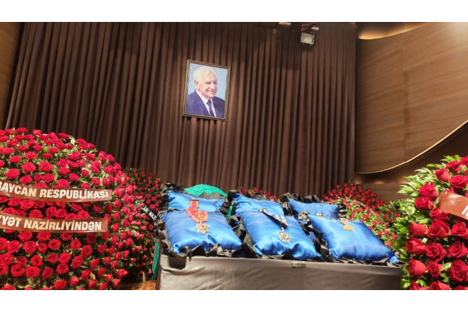 Nəriman Həsənzadə ilə vida mərasimi keçirilir 