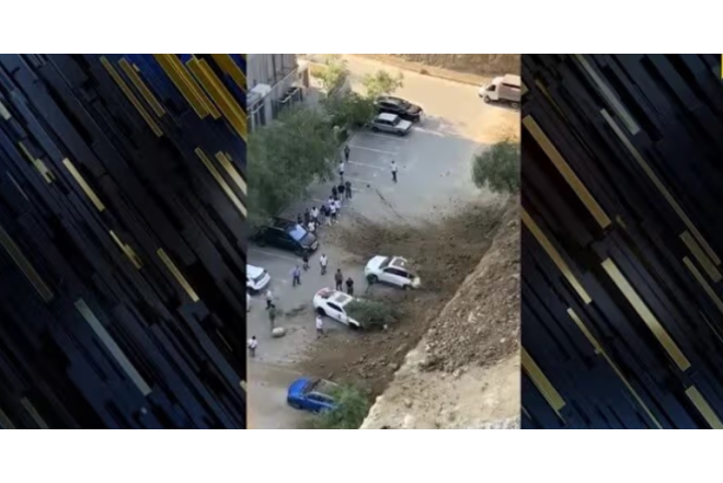 Bakıda maşınlar torpağın altında qaldı - VİDEO
