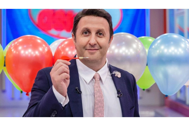 Məşhur aktyorun qabırğaları sındı