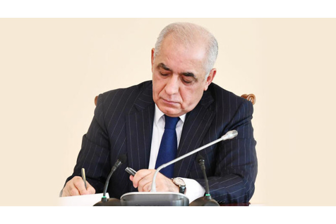 Əli Əsədov yeni qərar imzaladı 