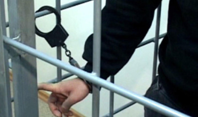 İrəvanda məhkum məhkəmə zalından qaçdı 