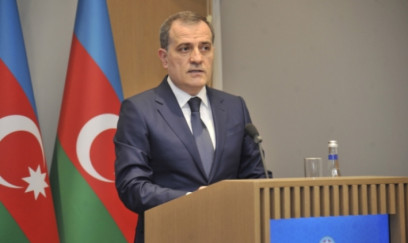 Ceyhun Bayramov Ukraynaya getdi 