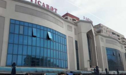 Bakıdakı məşhur ticarət mərkəzində ölüm