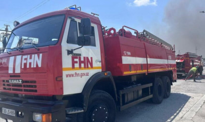 Bakıda obyektdə yanğın başladı 