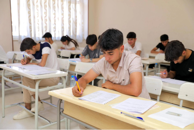 Kolleclərə qəbul olmaq istəyənlərin nəzərinə - Son 2 gün 