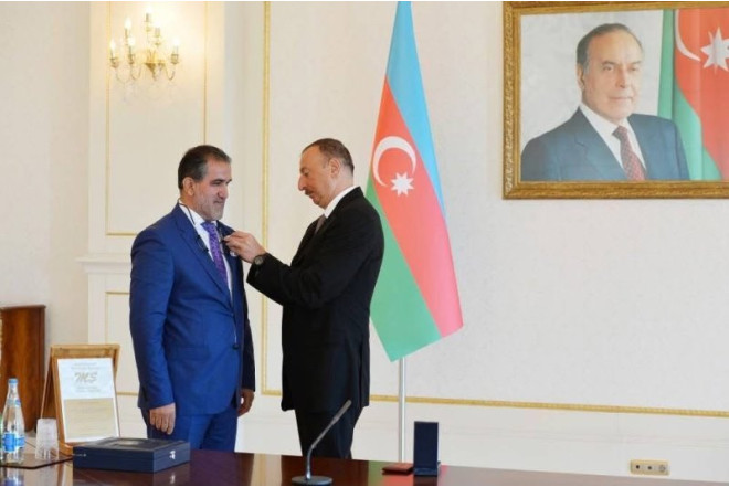 Rauf Arifoğlu İlham Əliyevə məktub yazdı 