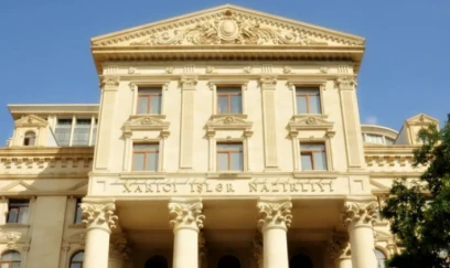 XİN Çadı təbrik etdi 