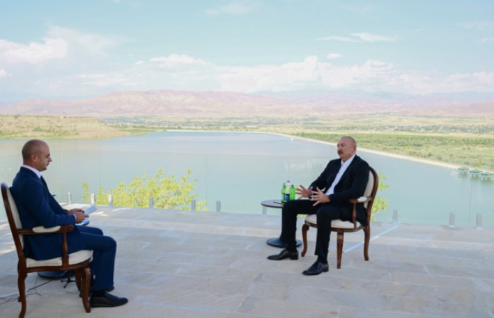 Prezident Naxçıvanda AzTV-yə müsahibə verib 