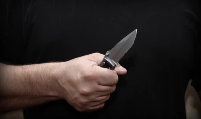 Çində bıçaqlı şəxs küçədə insanlara hücum edib 