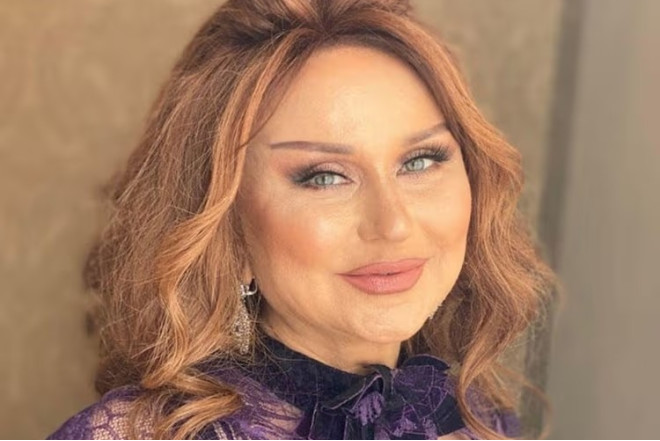 Xalq artistinin dəbdəbəli bağ evi diqqət çəkdi - VİDEO