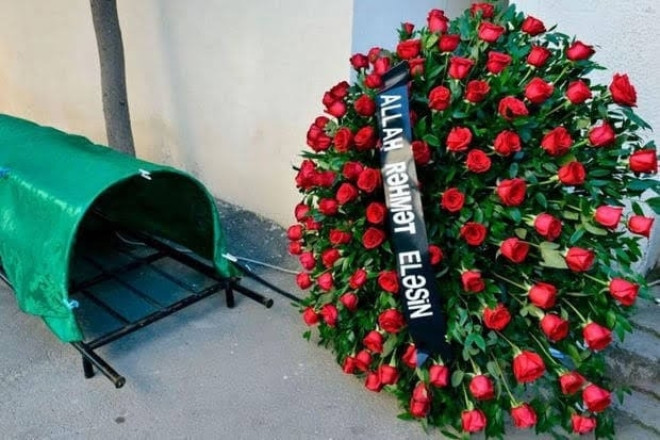 Bakıda vəzifəli şəxs vəfat etdi - FOTO