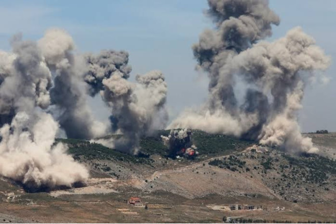 İsrail Livanın cənubunu bombalayıb 