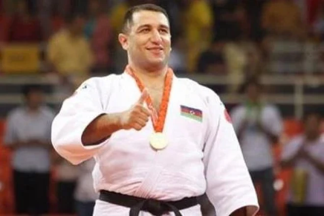 İlham Zəkiyev 10-cu dəfə Avropa çempionu oldu 
