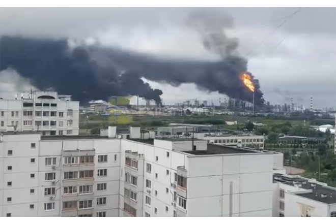 Moskvaya kütləvi dron hücumları edildi