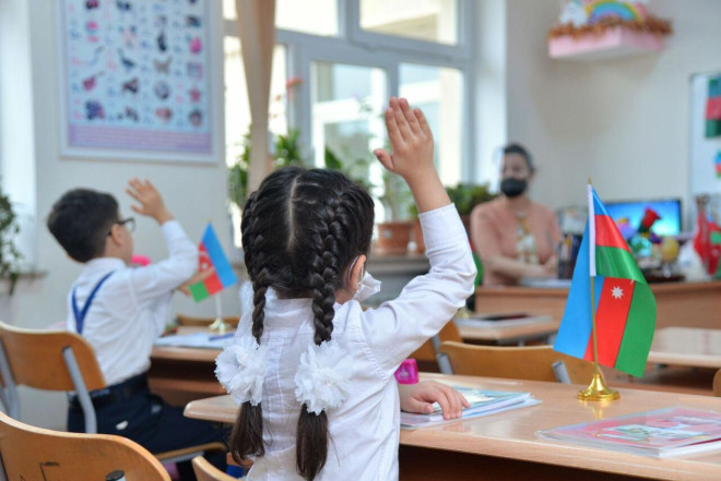 Məktəb hazırlığı və artan qiymətlər: Aztəminatlı ailələr nə etməlidir?