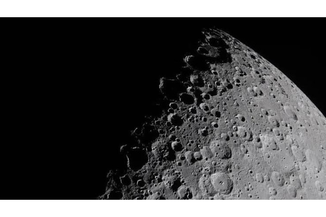 "NASA yeni kraterin görüntülərini yayımladı" - Ayda raket izi