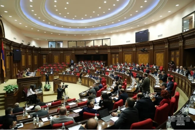 Ermənistan parlamentində müxalifətin 3 NAMİZƏDİ RƏDD EDİLDİ