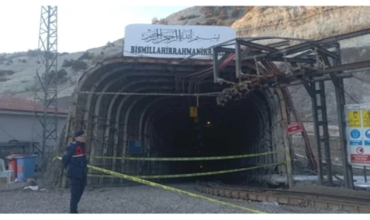 Türkiyədə mədəndə uçqun olub, ölən və xəsarət alanlar var