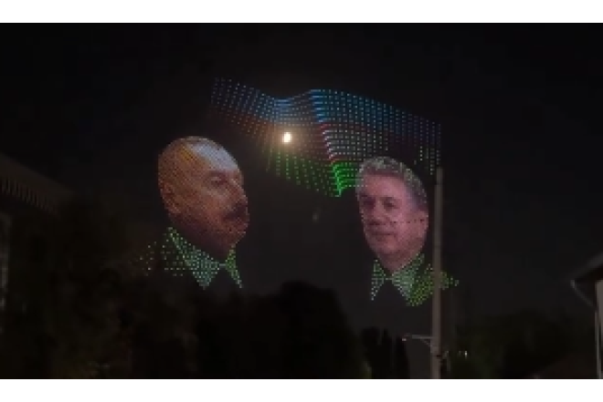 İlham Əliyevin səfəri öncəsi Daşkənd səmasında dron şousu - VIDEO