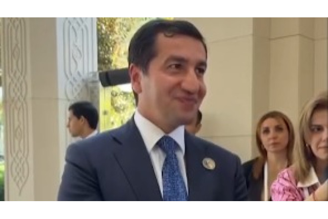 Hikmət Hacıyev: “Özbək və Azərbaycan dillərinin kombinasiyasında danışaq” – VIDEO