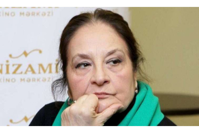Şəfiqə Məmmədova yenidən sədrliyə qayıdır