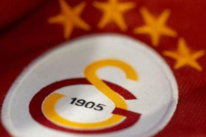 “Qalatasaray” ulduz futbolçu ilə razılığa gəldi 