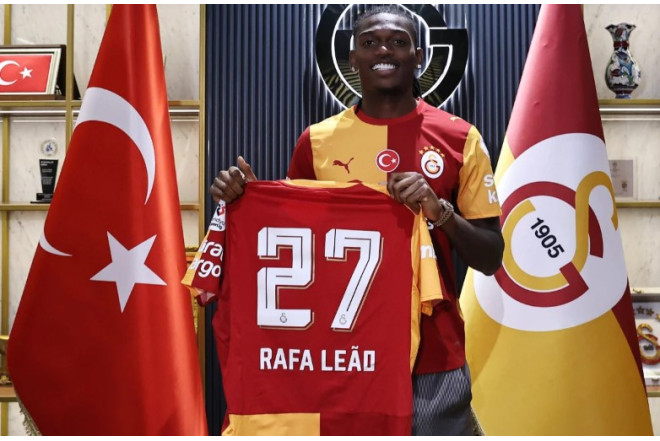 Rafael Leao "Qalatasaray"da: 38 milyon avroluq transferin detalları 